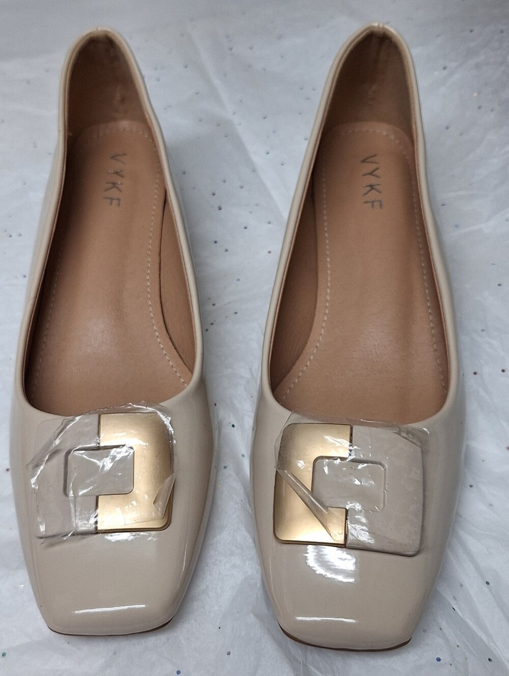 VYKF Beige Patent Leather Square-Toe Flats with Gold Buckle Size 43/US 10